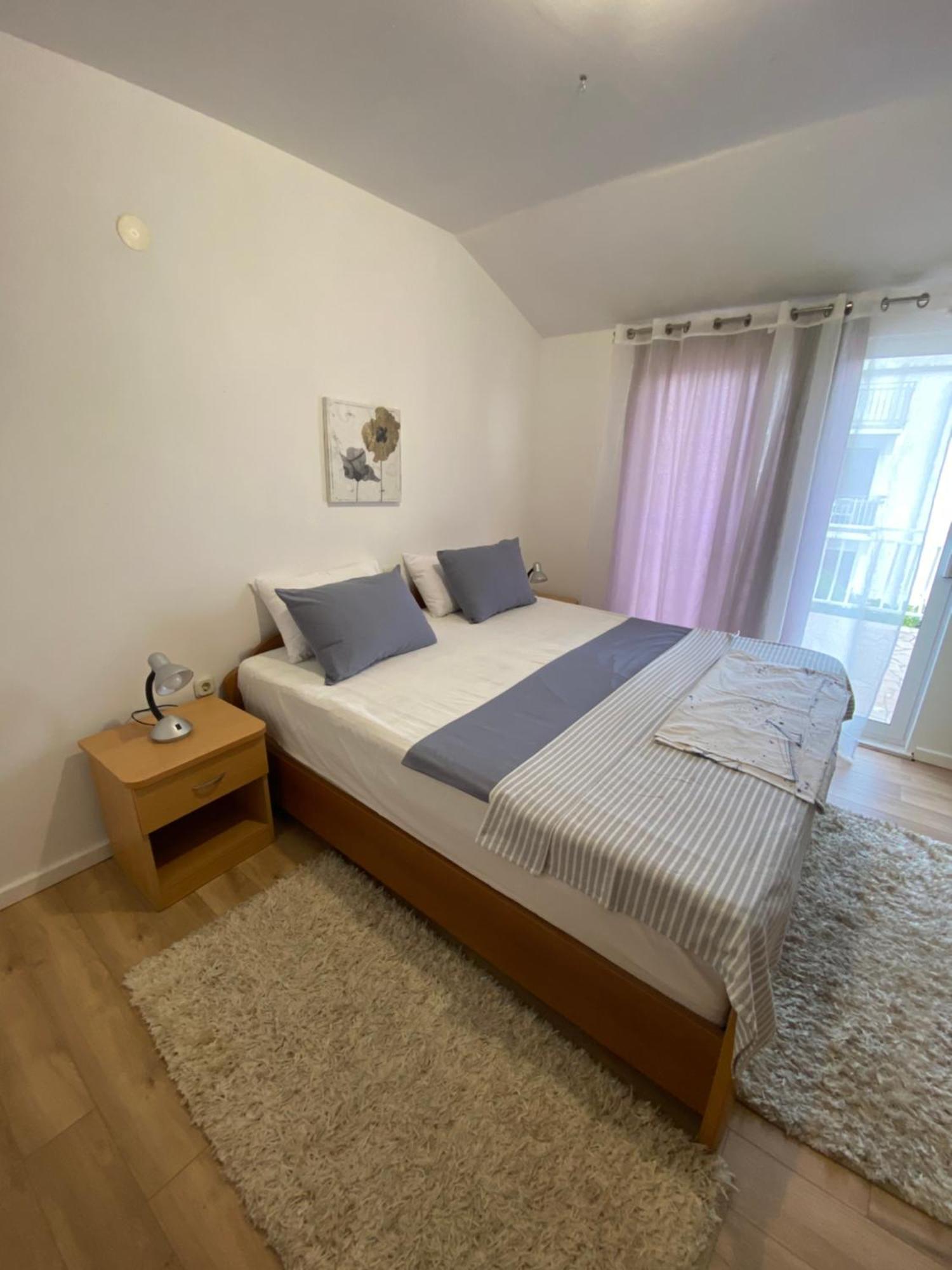 Apartman Dubravka 2 オレビック エクステリア 写真